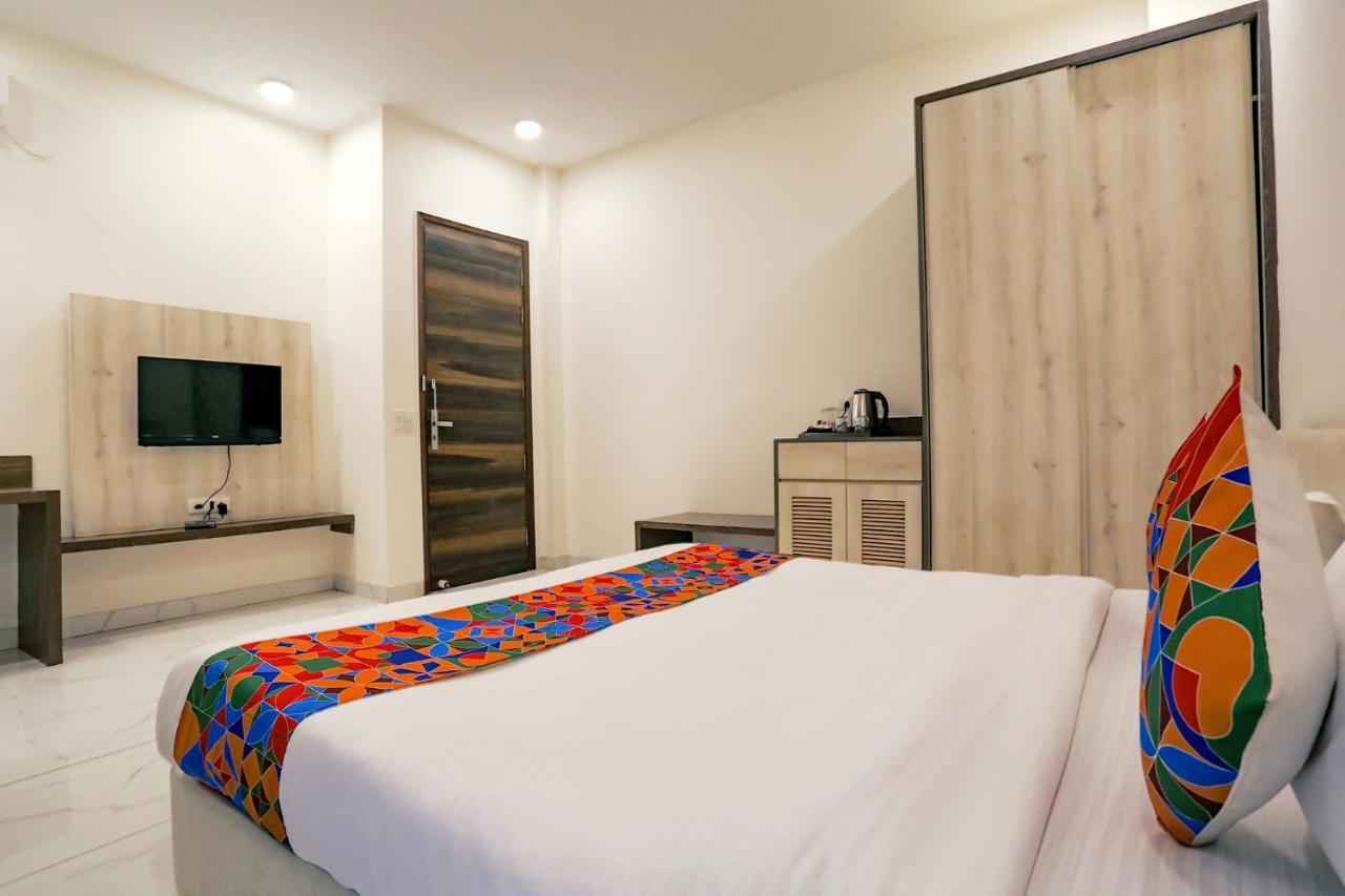 Fabhotel Ab Inn Huda City Center Gurgaon Exterior foto