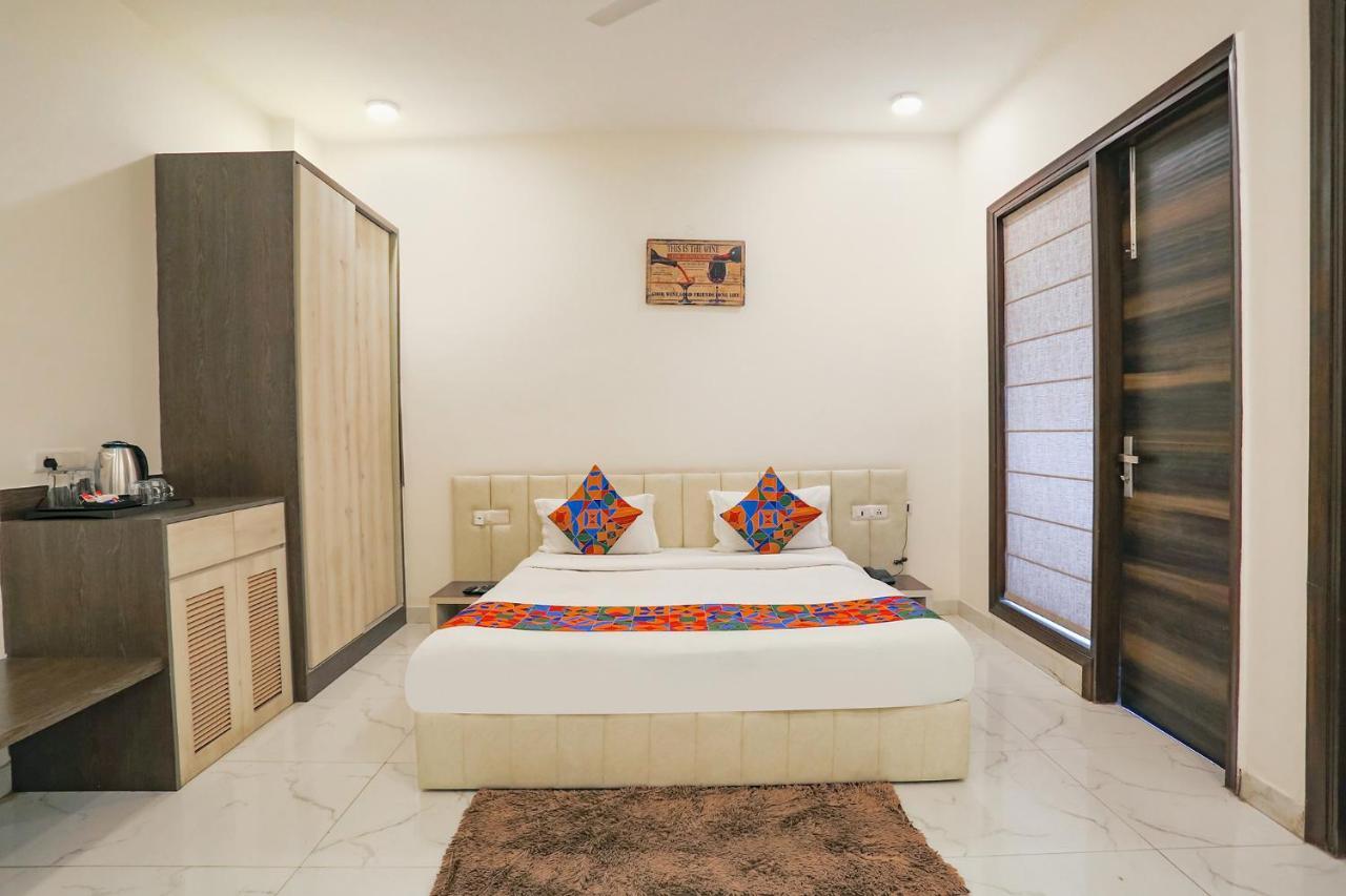 Fabhotel Ab Inn Huda City Center Gurgaon Exterior foto