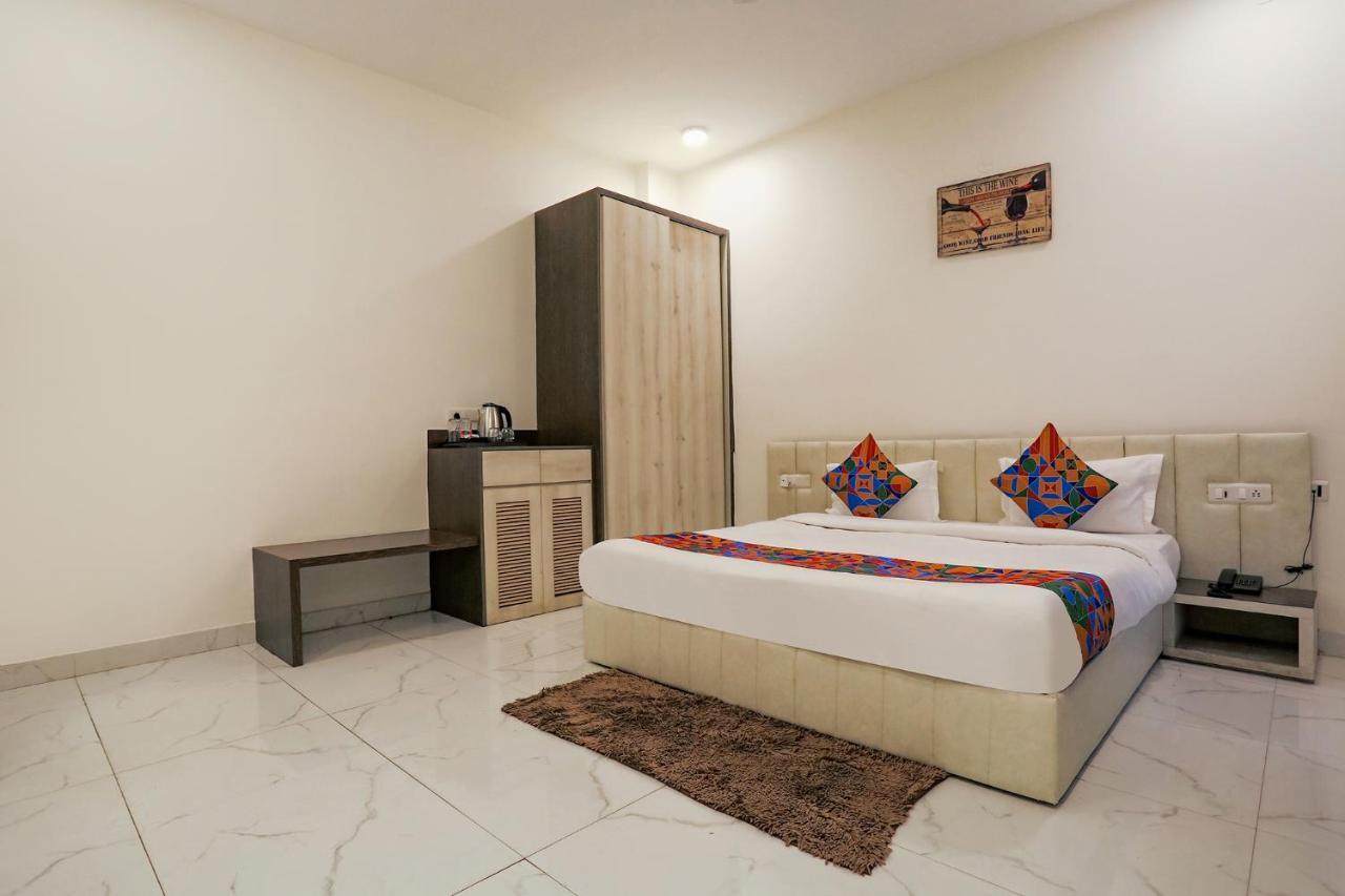Fabhotel Ab Inn Huda City Center Gurgaon Exterior foto