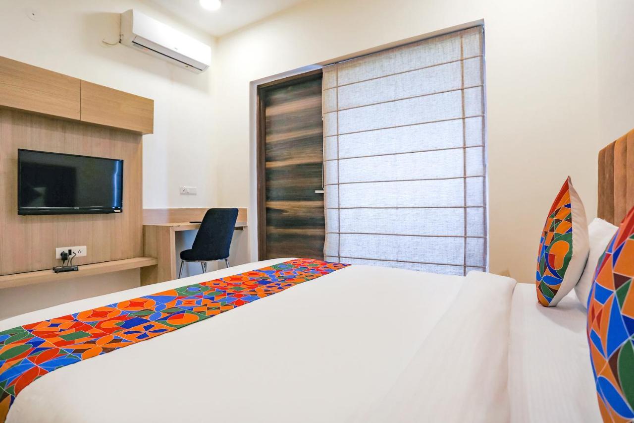 Fabhotel Ab Inn Huda City Center Gurgaon Exterior foto