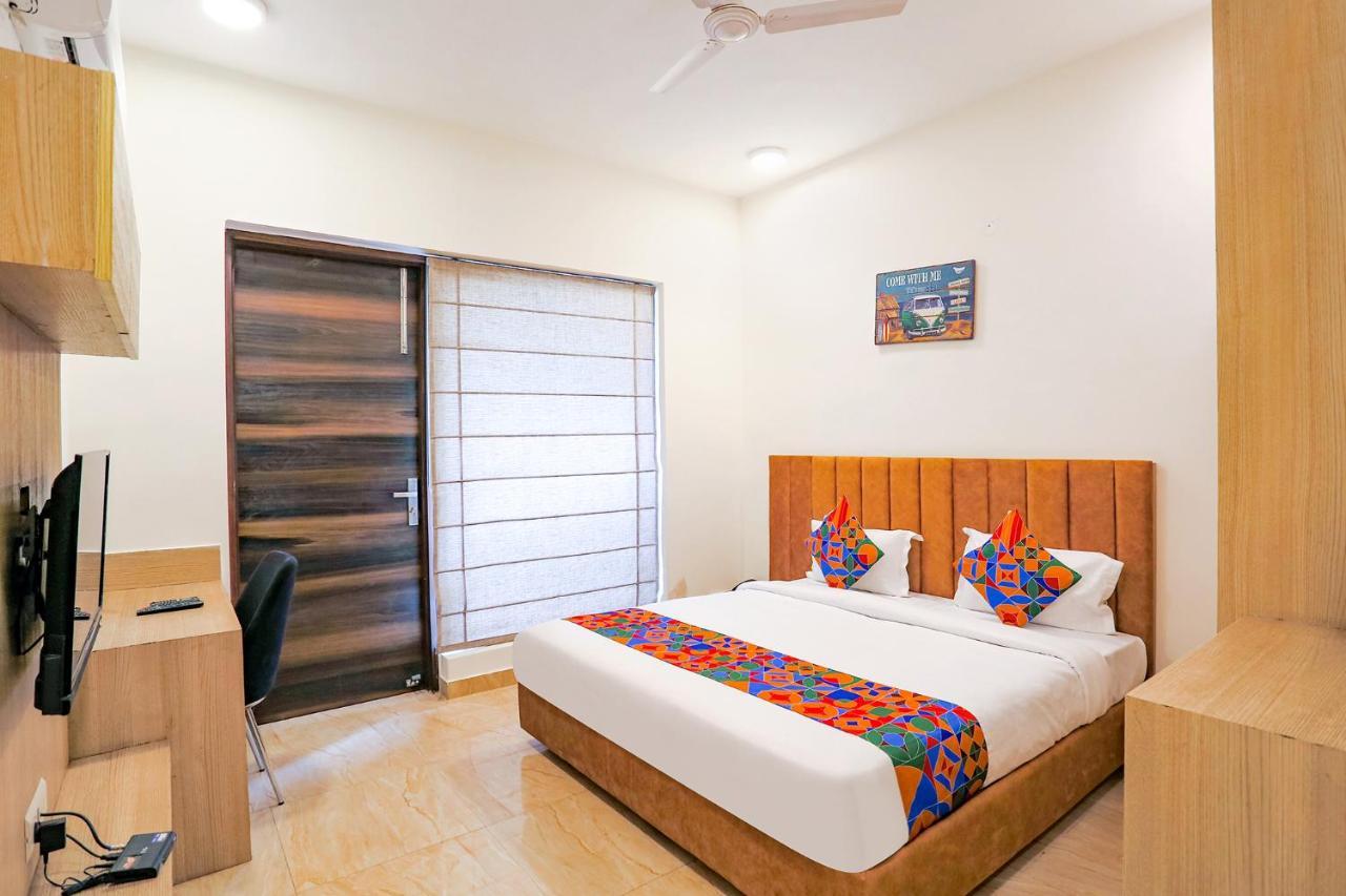 Fabhotel Ab Inn Huda City Center Gurgaon Exterior foto