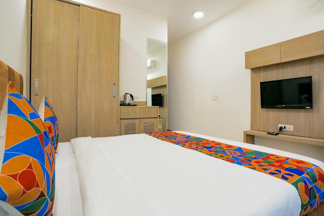 Fabhotel Ab Inn Huda City Center Gurgaon Exterior foto